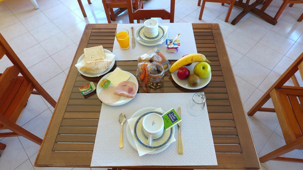 Villa Belinha - Guest House กัวเตย์รา ภายนอก รูปภาพ